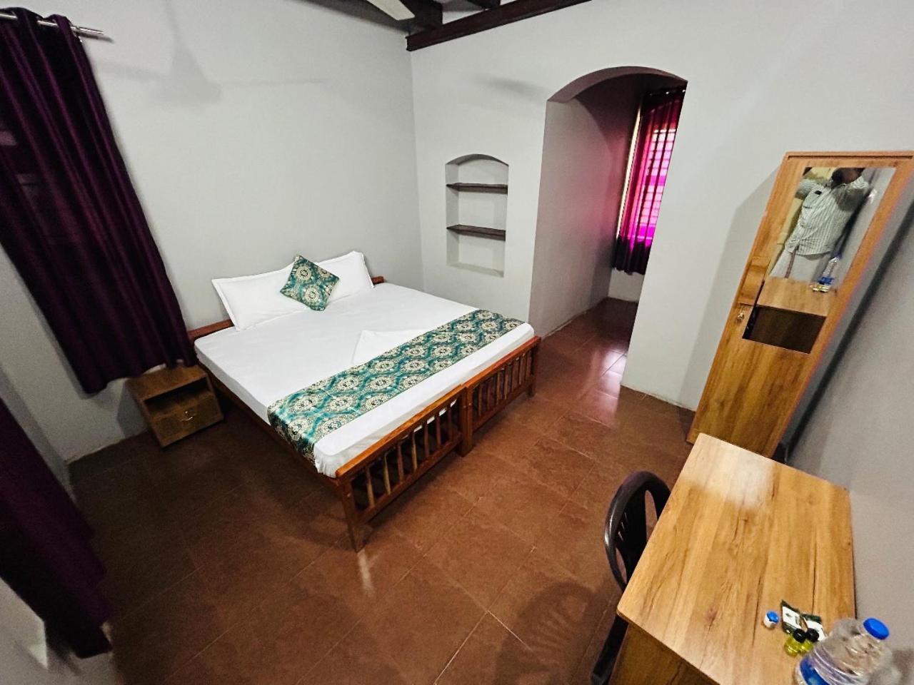 Era Heritage Inn 코지코드 외부 사진
